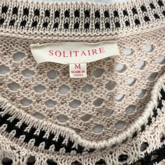 Solitaire Black and Cream Sleeveless Sweater
Crotchet Top M - Picture 7 of 7